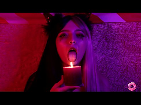 ❤️ Blowjob na-anụ ọkụ n'obi sitere na Sexy Succubus nwere mmezu ọnụ na porn% ig.porngifmag.ru%