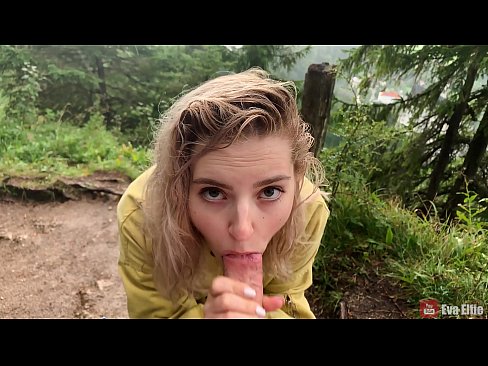 ❤️ Nwatakịrị nwanyị na-eloda ọnụ mgbe ọ gbasasịrị ọha - Eva Elfi na porn% ig.porngifmag.ru%